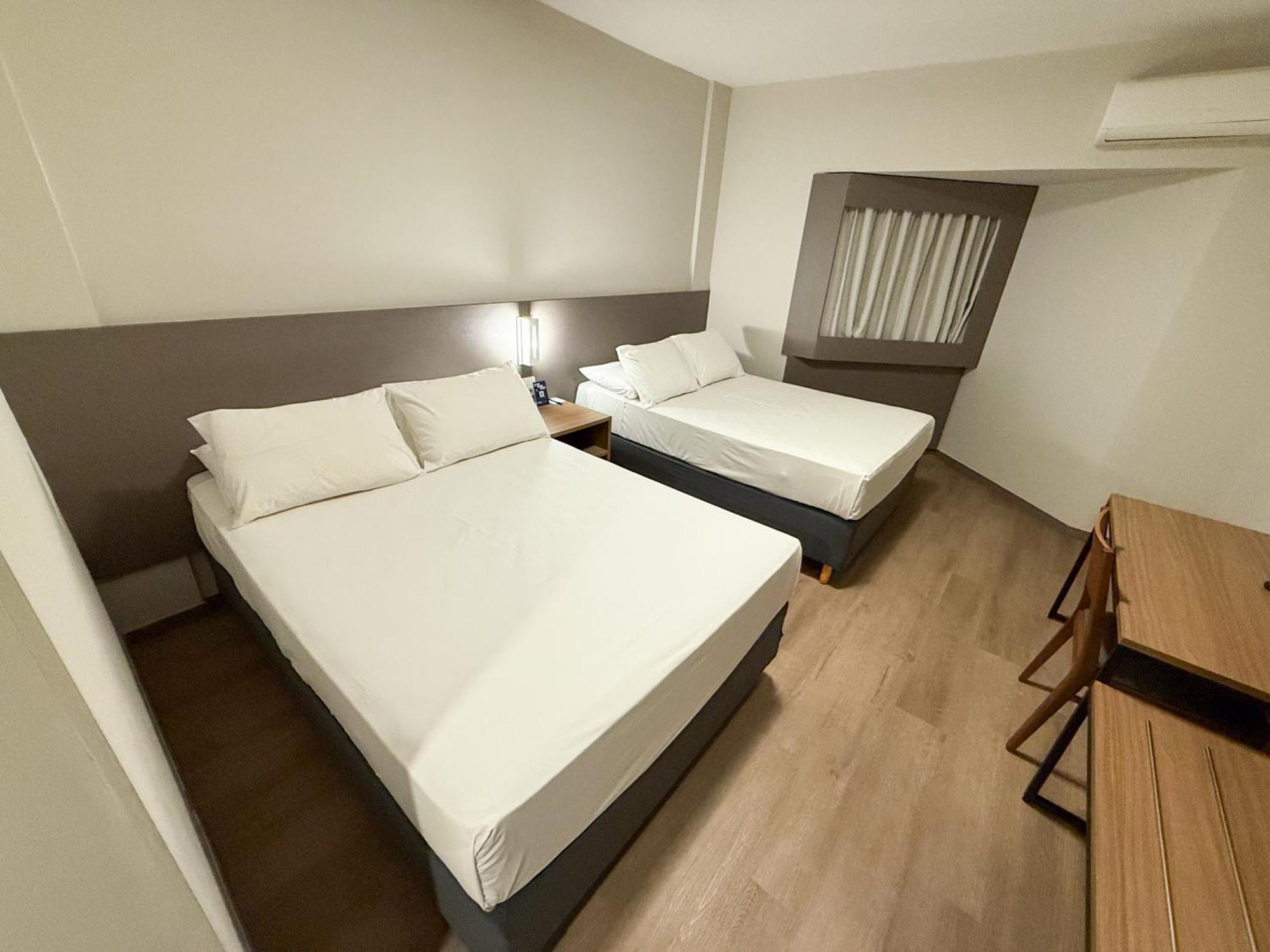 Hotel Caiua Umuarama Extérieur photo